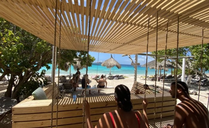 Private boat to Klein Curacao