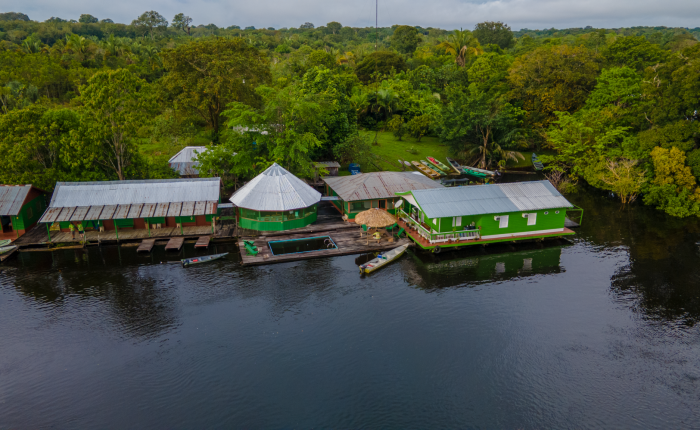 Tapari Floating lodge