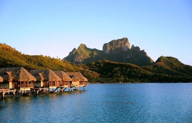 Bora Bora Sea